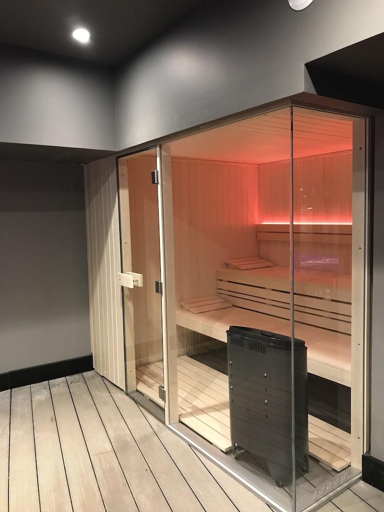 新科海博中心酒店 尚贝里 外观 照片